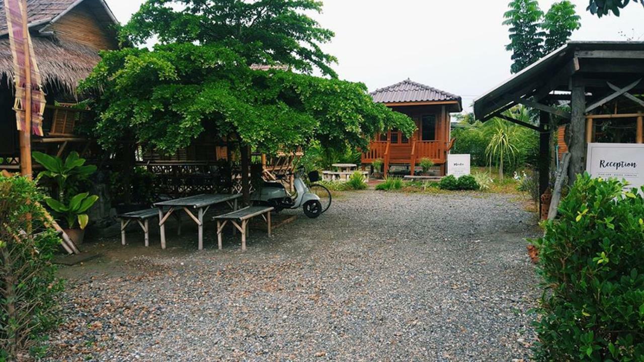 บ้านสวนมีดี ลำพูน Meedee Homestay Lamphun Ban Nong Pla Kho Eksteriør bilde